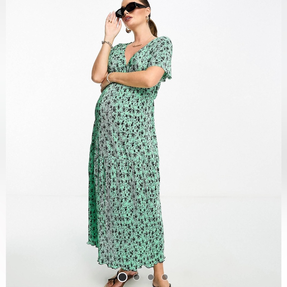 [ASOS Maternity] Ditsy Print Dress